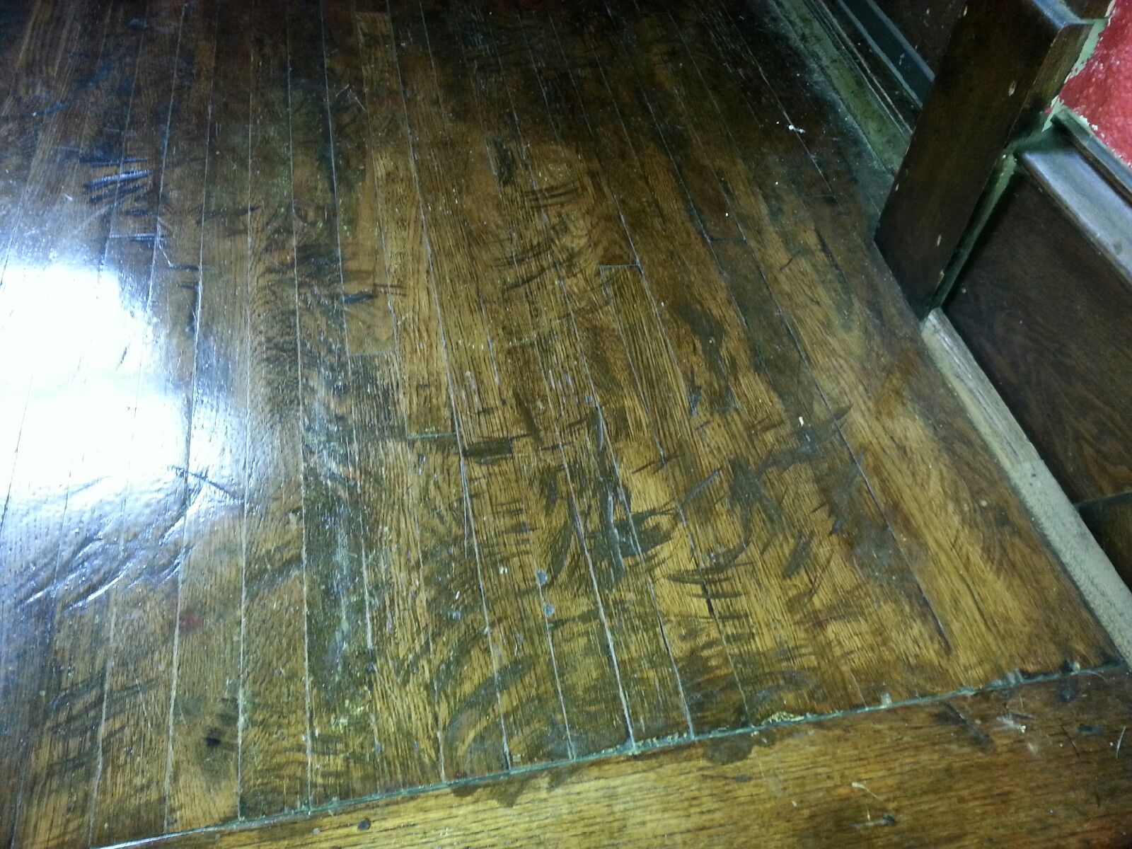 floor staining fail what can go wrong